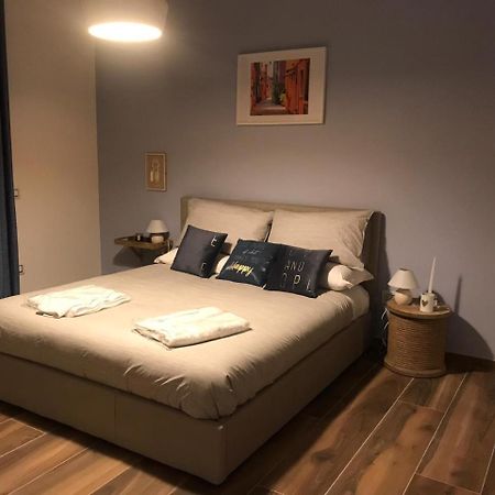 La Casa Di Alice Panzió Salerno Kültér fotó