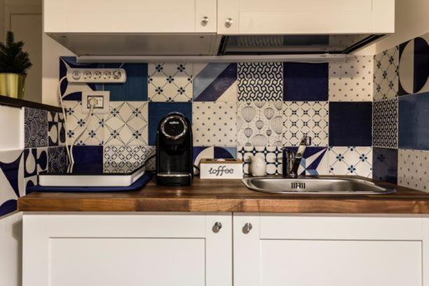 La Casa Di Alice Panzió Salerno Kültér fotó